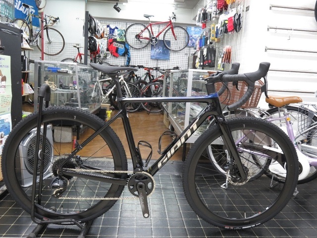 2021_giant_tcx_advanced_pro_0.jpg